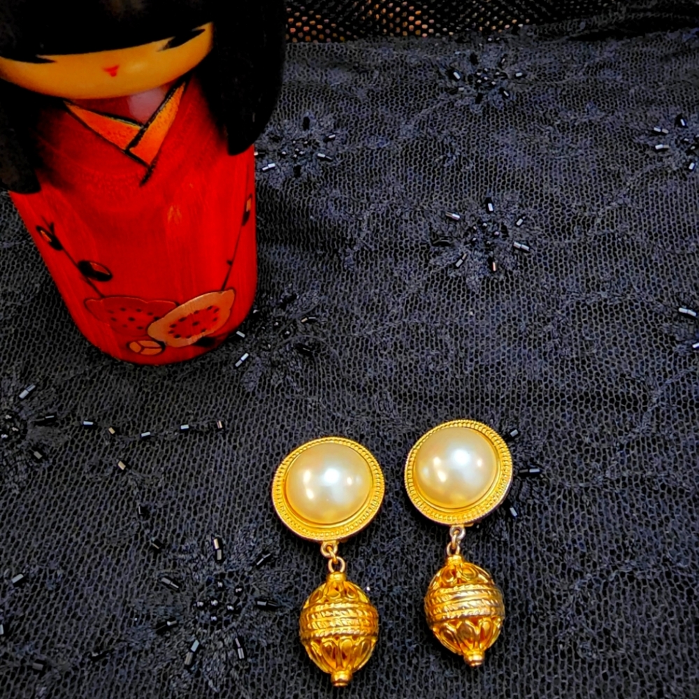 Faux Pearl and Gold Clip On Earrings